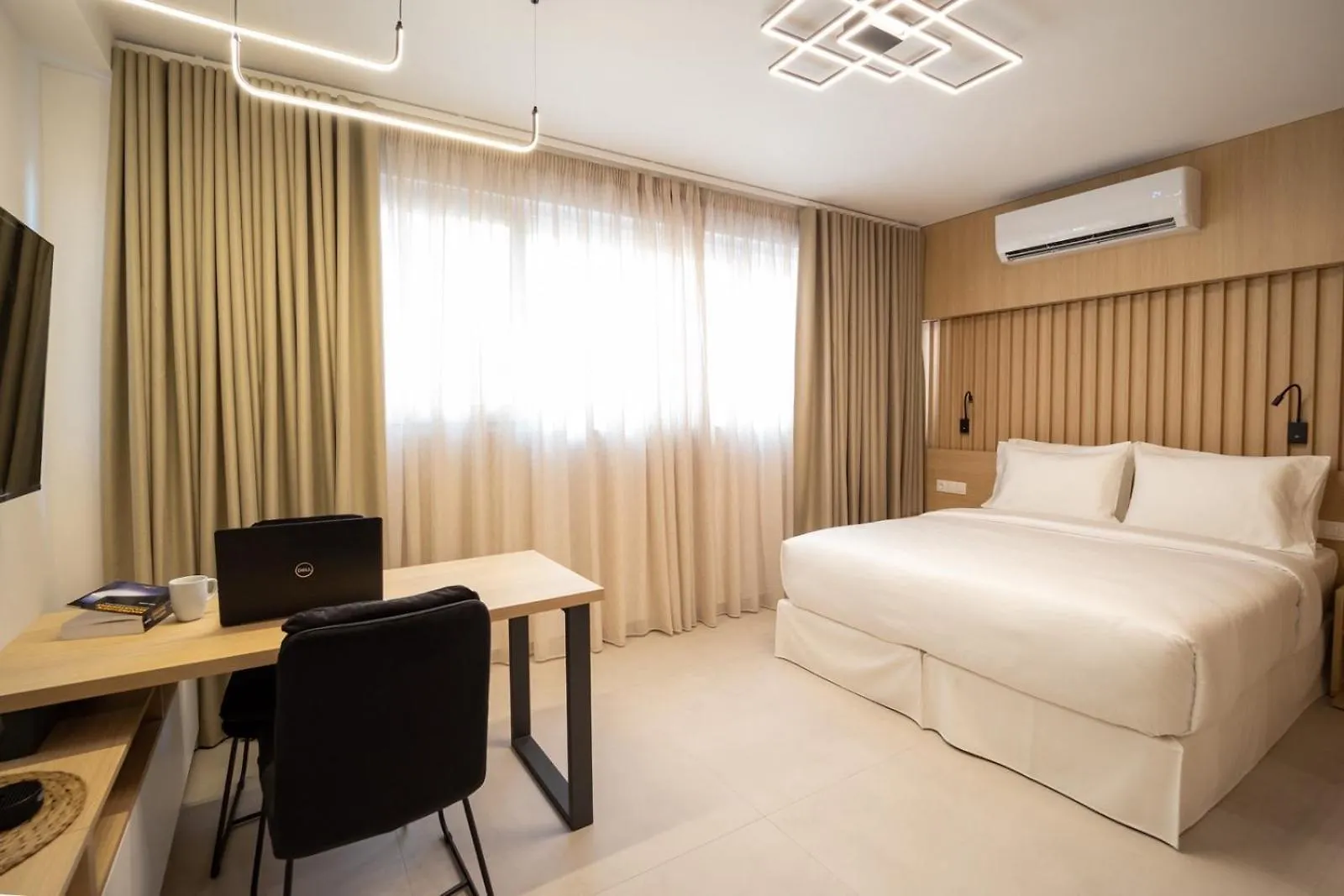 Eria Suites Soluň 0*,